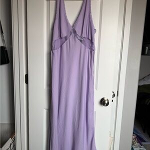 Lavender V-Neck Maxi Dress